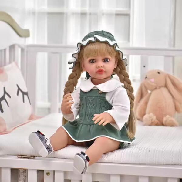 The Baby Girl Doll – Kahramana